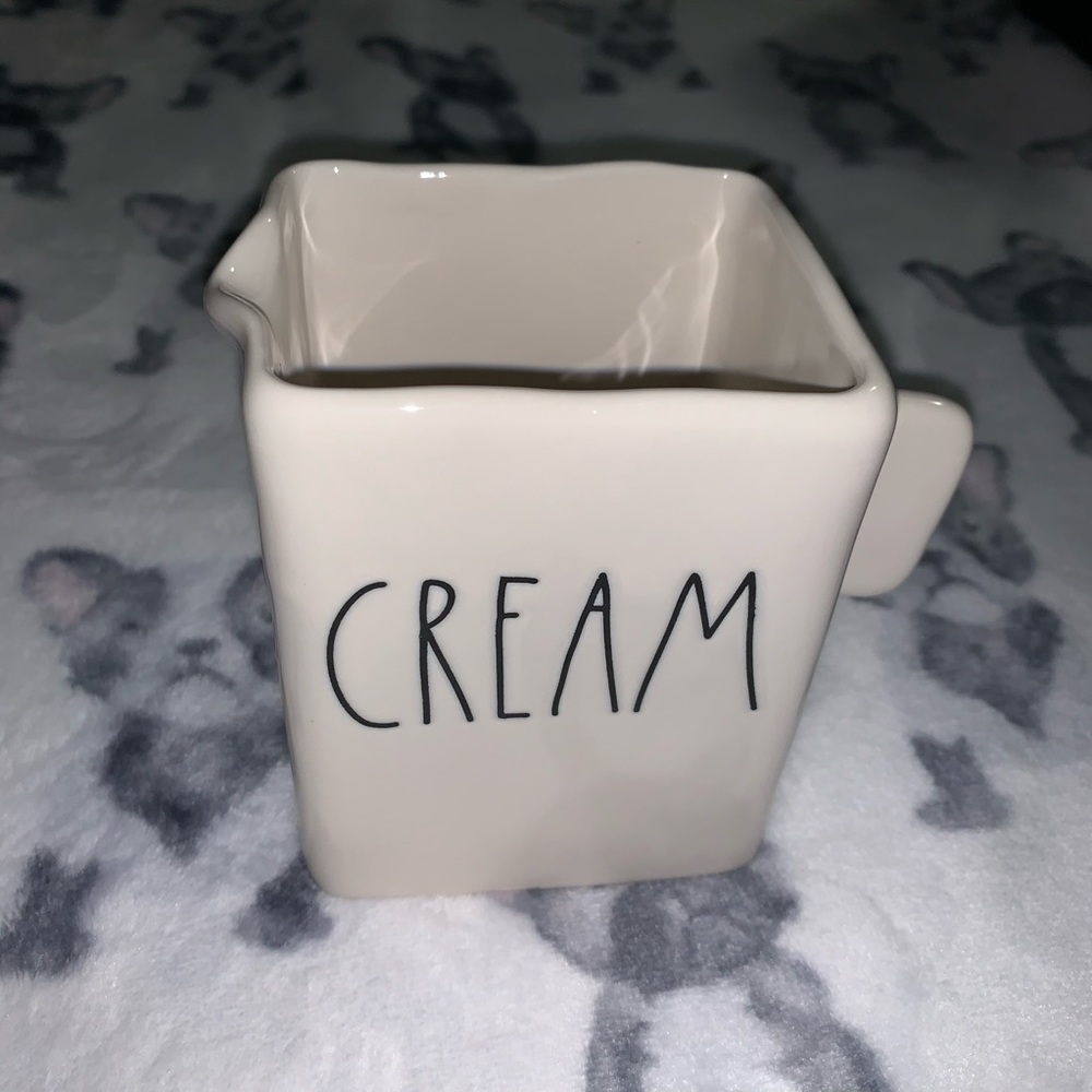 “CREAM” RAE DUNN DISPLAY PIECE